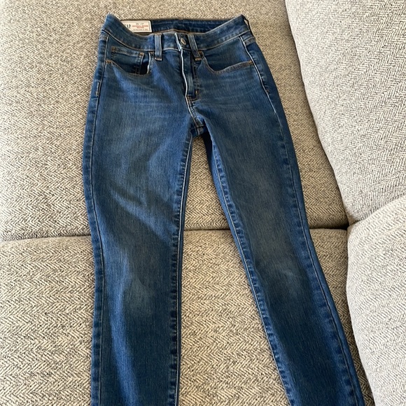 Womens Gap mid rise jeggings 2 short - Picture 3 of 4